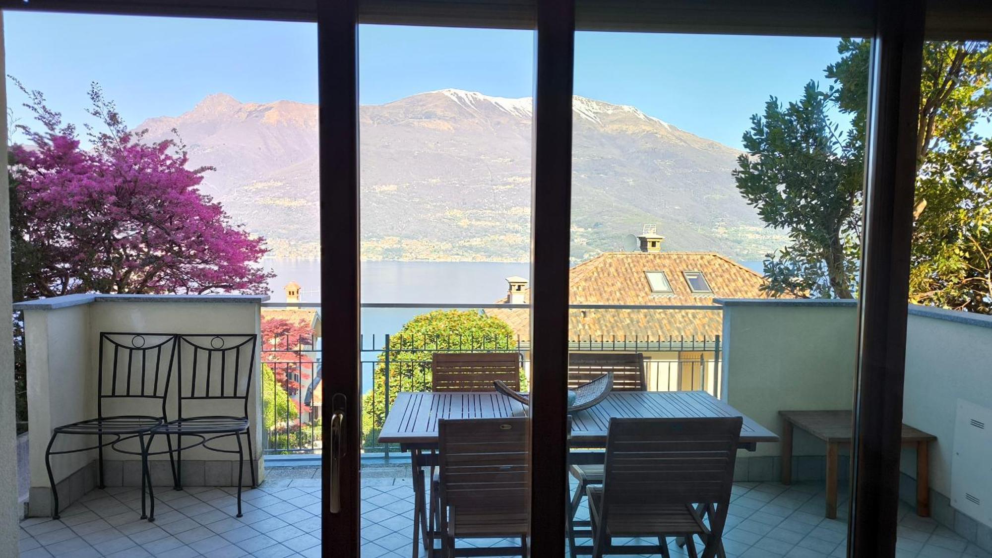 Apartment With Garden And Terrace Beautiful Lake View Bellano Exterior photo